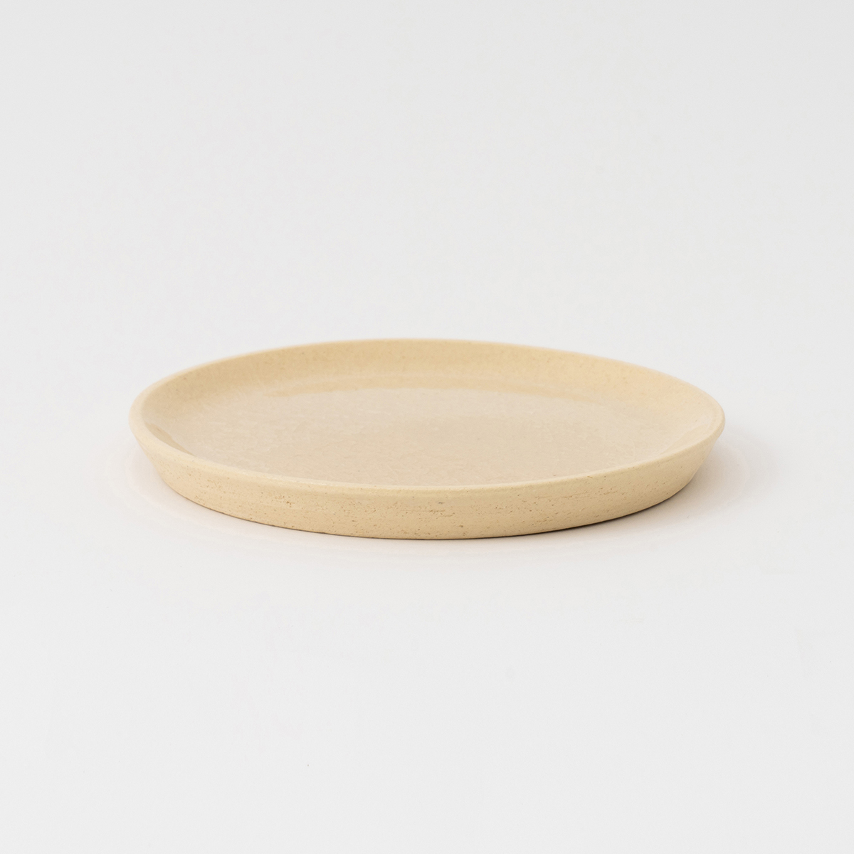 モダンデザインの伝統工芸マグカップで、ブレイクタイムを贅沢に