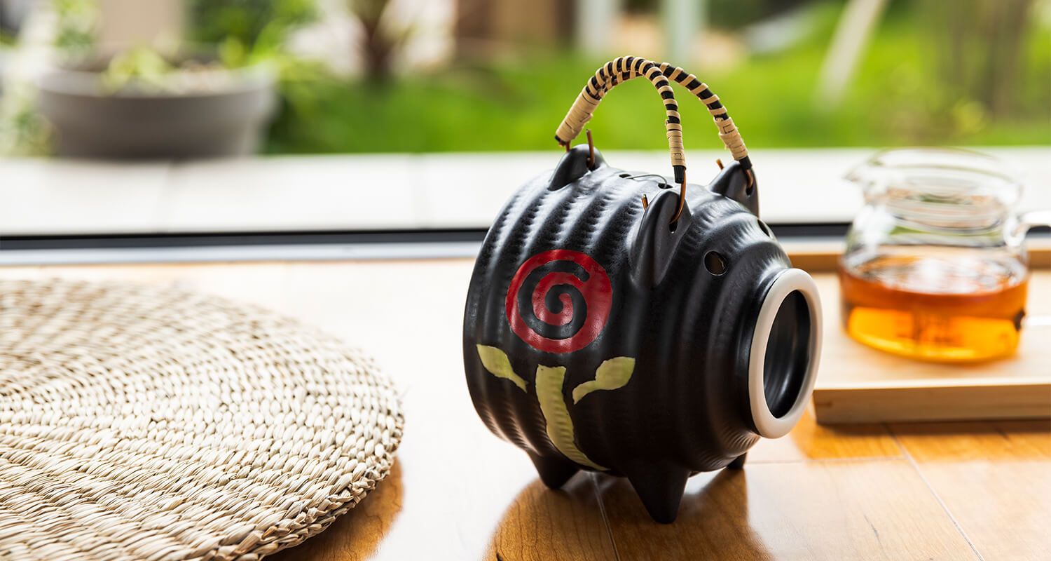 今をときめくアーティストの作品で夏を彩る！OMUSUbee的「夏の風物詩」アイテム