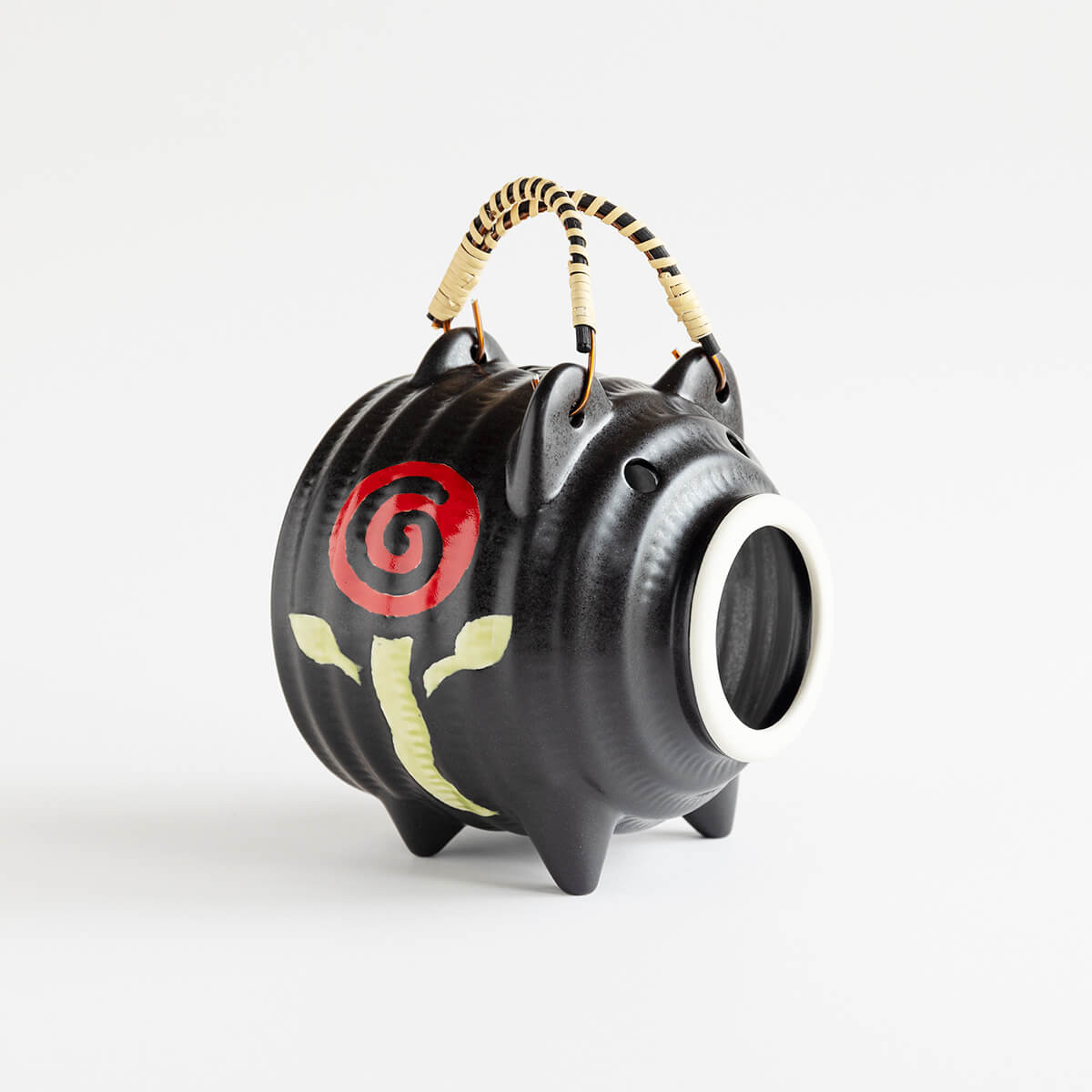 今をときめくアーティストの作品で夏を彩る！OMUSUbee的「夏の風物詩」アイテム