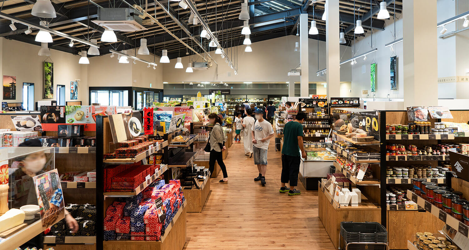 富士山の麓で楽しむ！富士河口湖町の旅の駅『kawaguchiko base』で観光とグルメを満喫