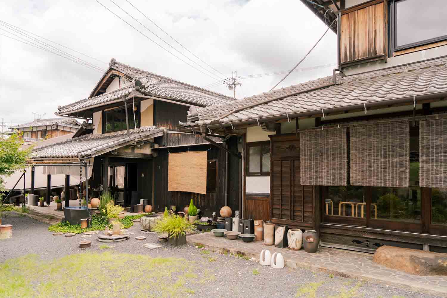 信楽の伝統と魅力をギュッと凝縮！ 複合型カフェ＆ショップ『Ogama』を訪ねる