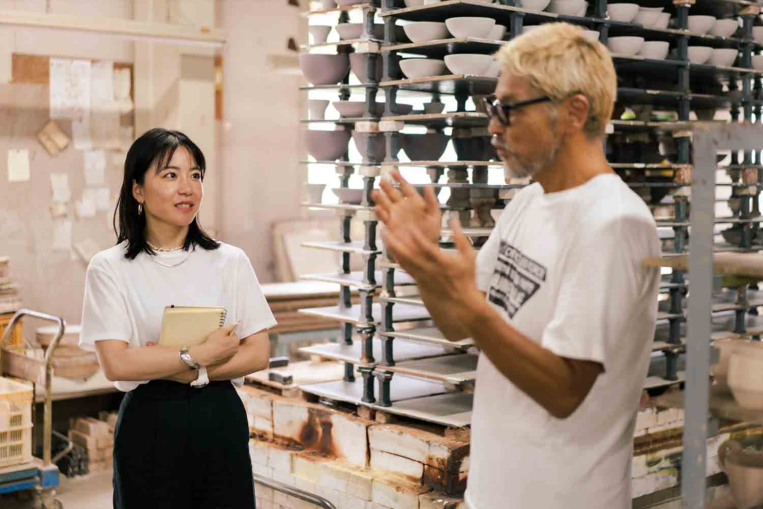 ボクとワタシの伝統工芸「信楽焼」を求めて人気窯元「丸十製陶」へ