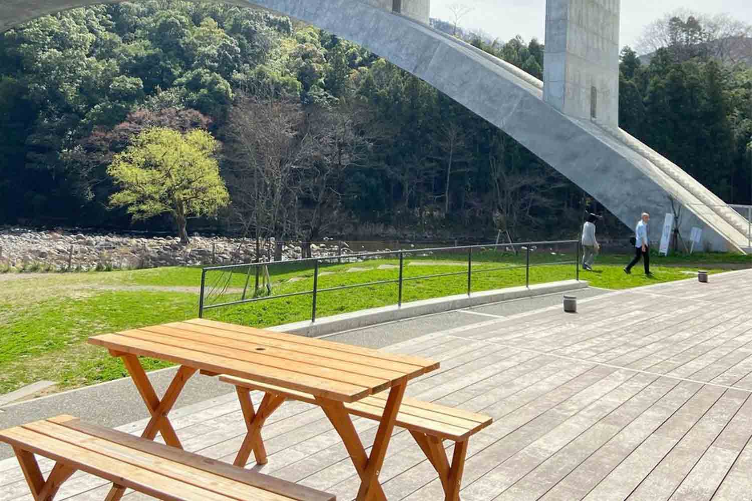 地場の食材と遊び心ある料理が自慢。伊豆の真ん中の道の駅