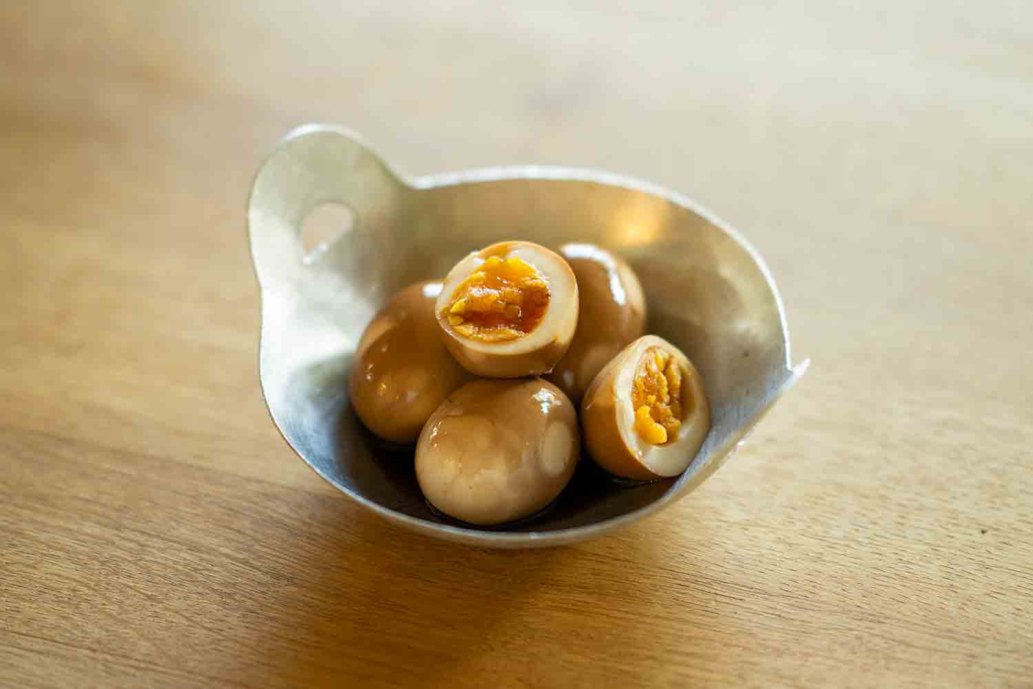 ビールが止まらなくなる♪ 黒酢にんにく漬け卵