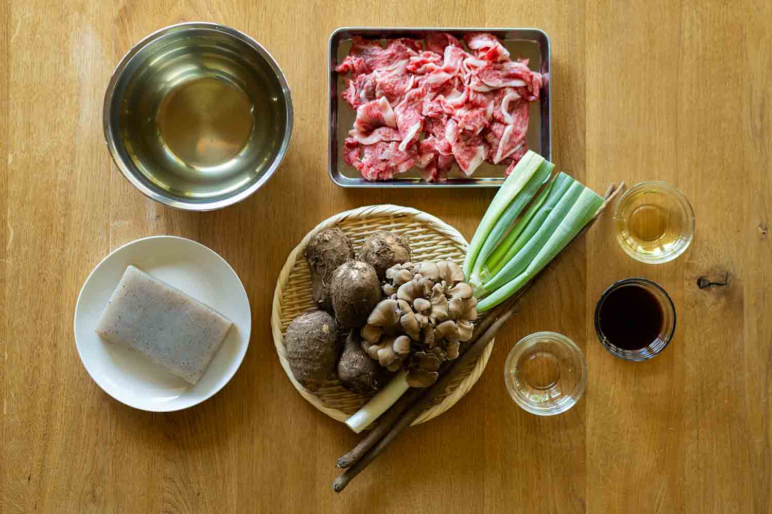 盛りだくさんの食材が一度に味わえる『芋煮』