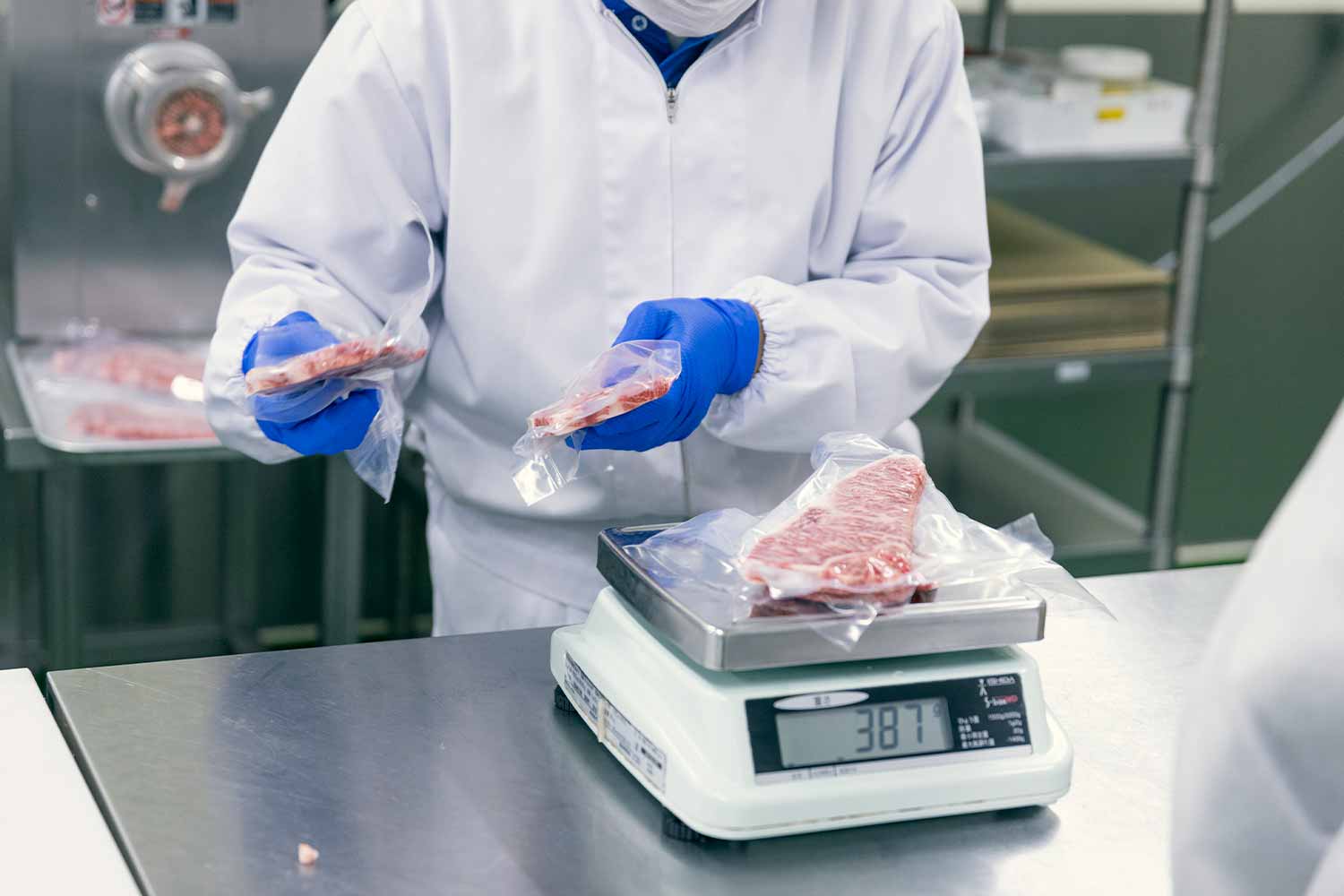 小学生と社会科見学！<br>最高級和牛『近江牛』の精肉工場見学ツアー