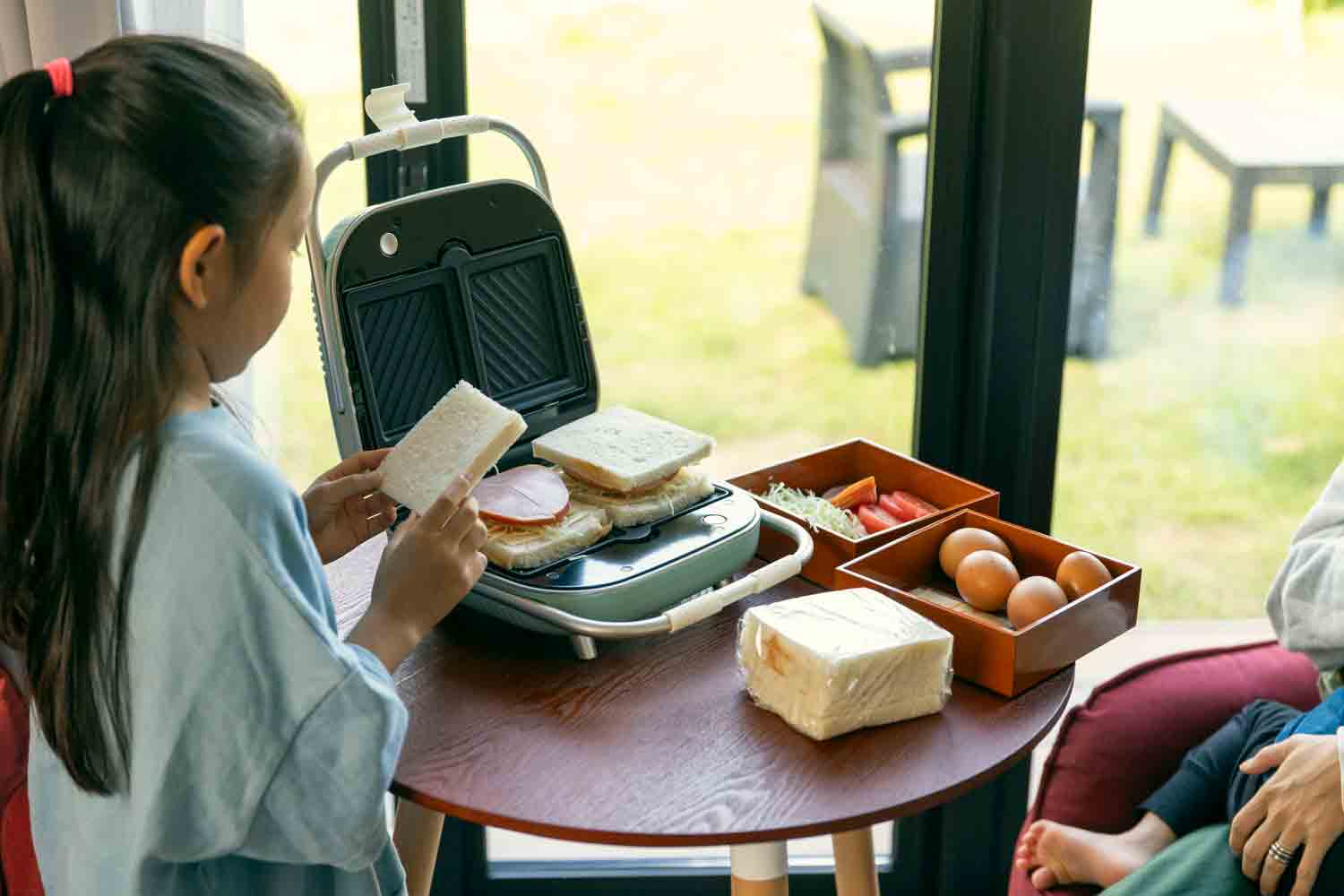 4人と1匹の仲良し家族が行く　近江舞子のペットと泊まれるサウナ付きグランピング施設