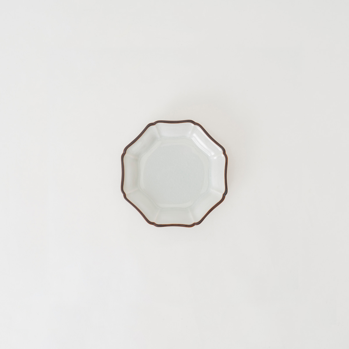 モダンアートと伝統工芸のコラボレーション！<br>アーティスト須田 悠さんと九谷焼の窯元へ