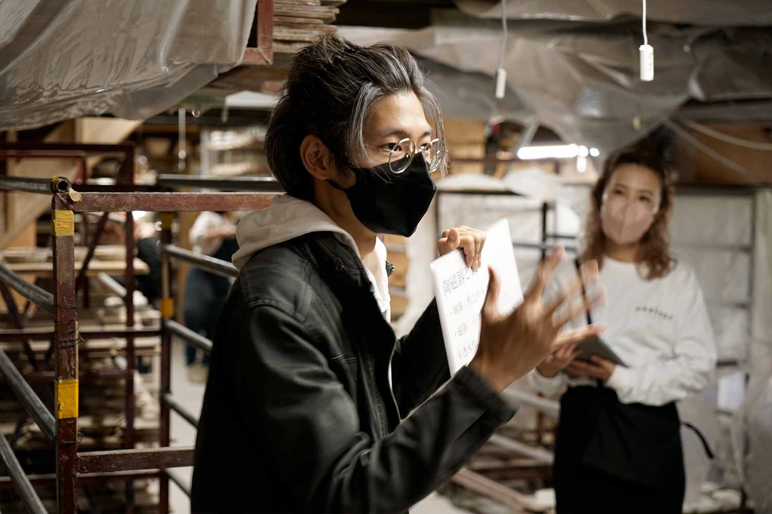 モダンアートと伝統工芸のコラボレーション！<br>アーティスト須田 悠さんと九谷焼の窯元へ