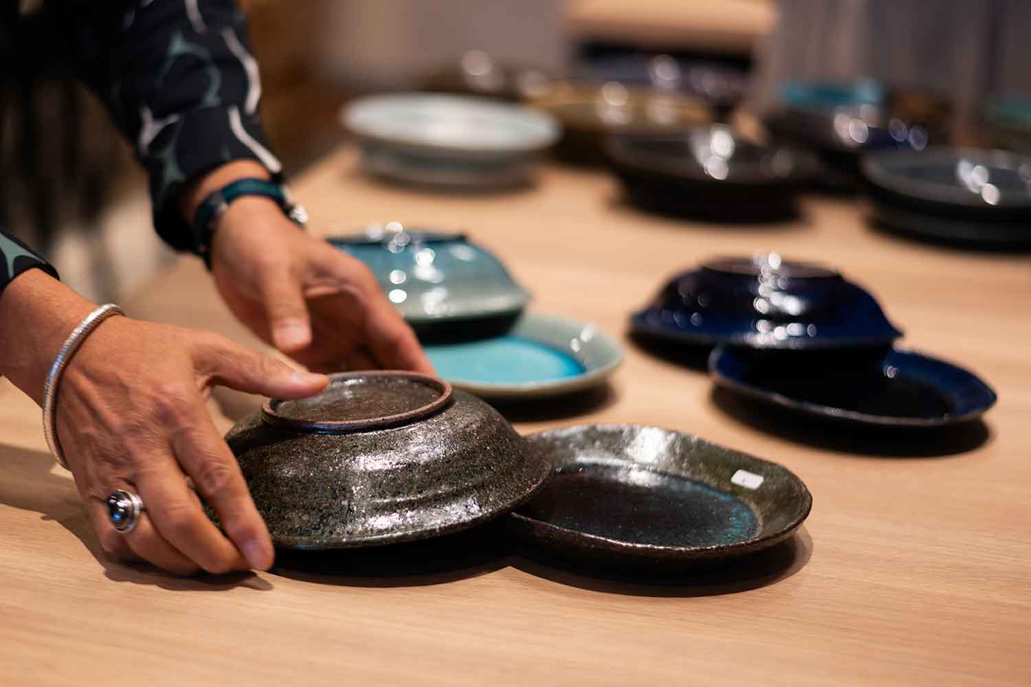 念願の信楽焼コラボが遂に実現。丸十製陶・THE HARVESTとの合同報告会