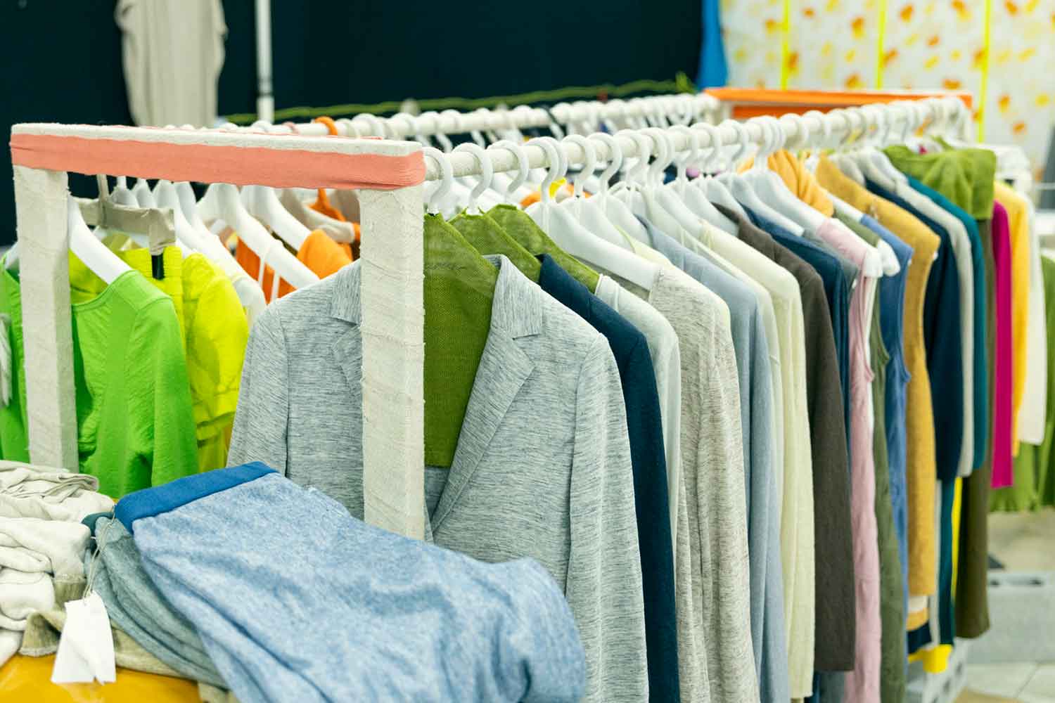 人にも地球にも優しい素材使いで世界を変える　山形発リネンニットメーカー『ケンランド』潜入記