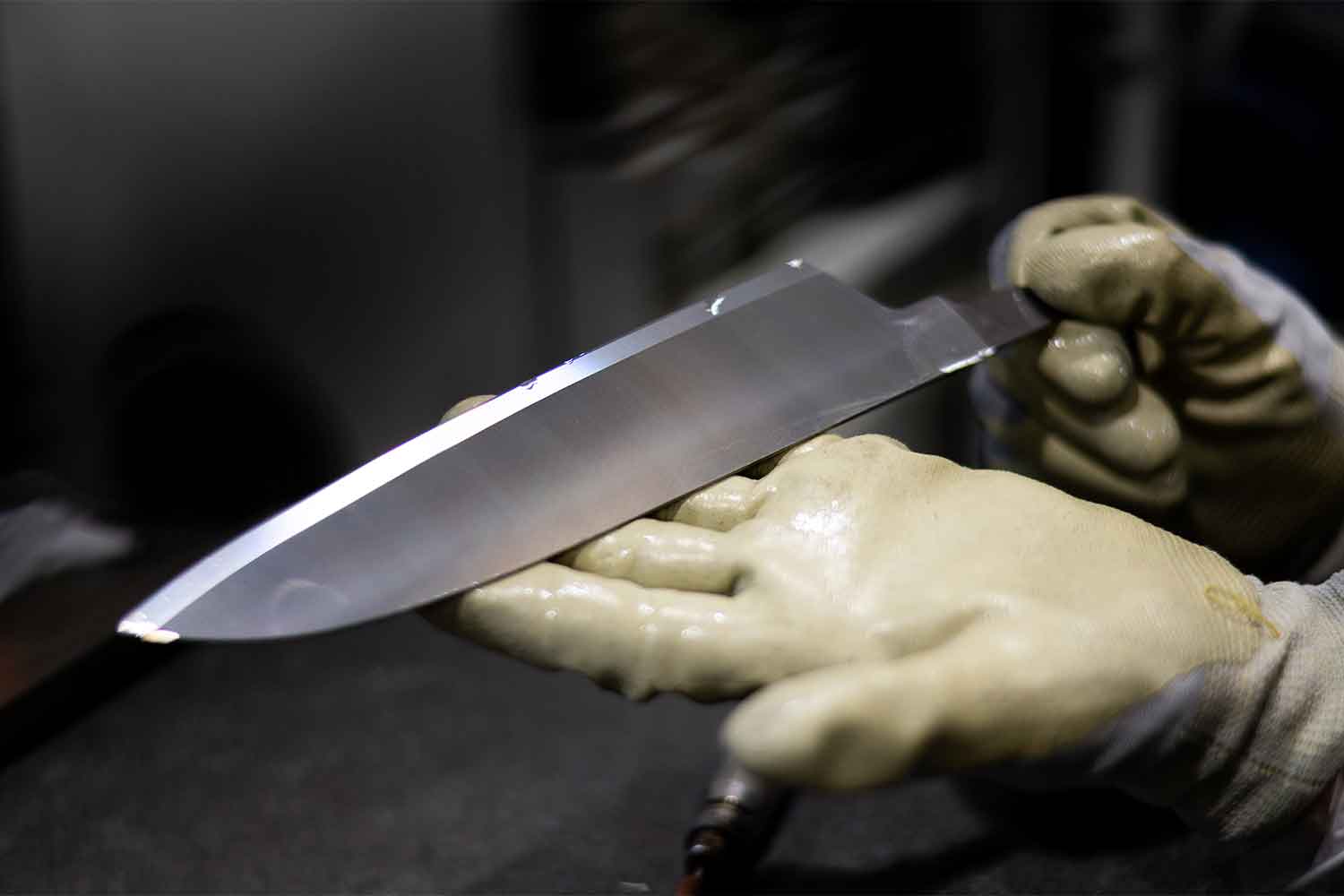 刃物の3S・関市から世界へ発信！日本初の超硬合金包丁『KISEKI:』の物語