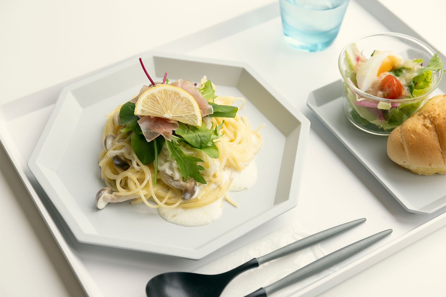 由緒ある有馬温泉でランチ＆スイーツが楽しめるデザイナーズカフェ