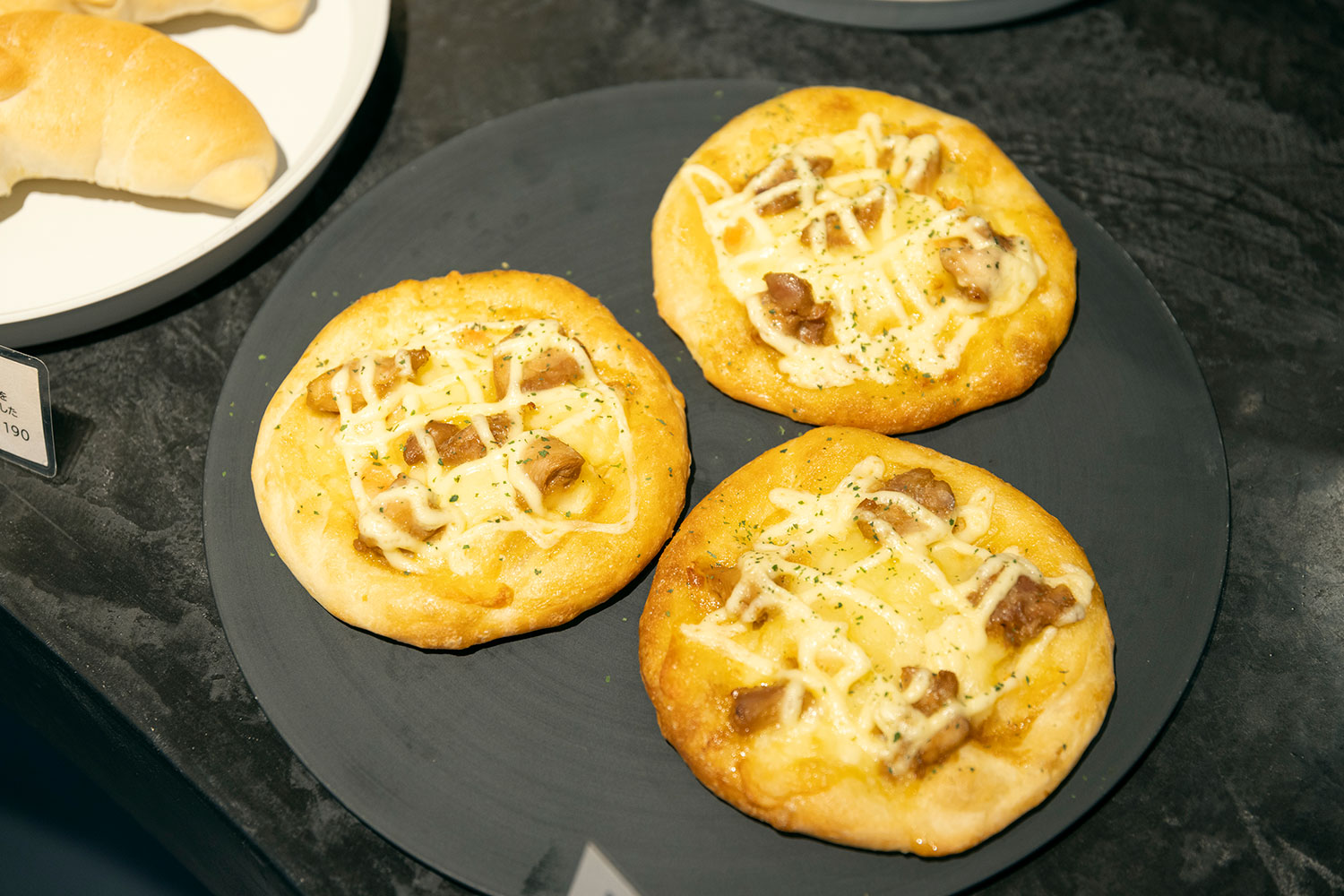 由緒ある有馬温泉でランチ＆スイーツが楽しめるデザイナーズカフェ