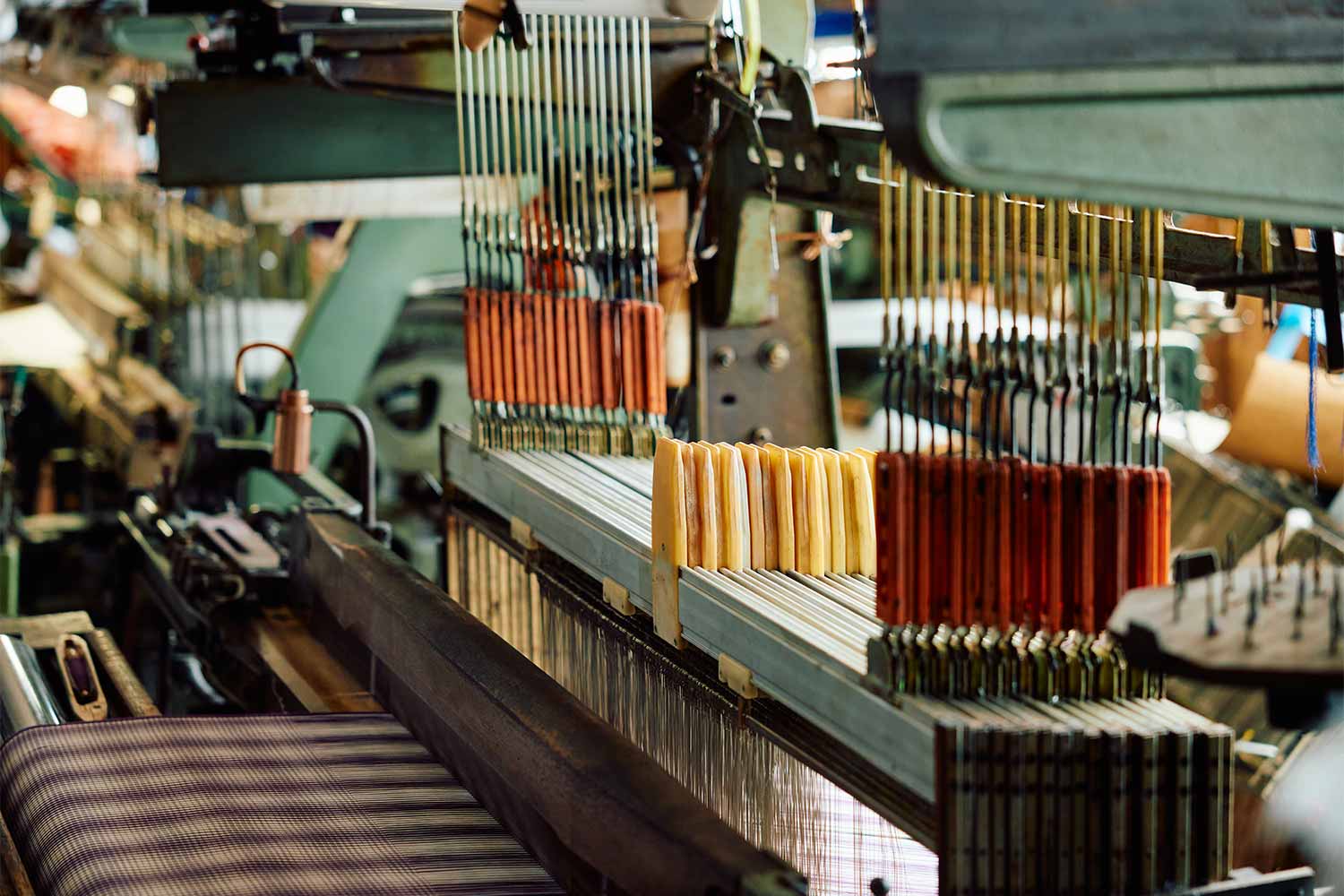 「2次元で3次元を表現したい」。富士吉田で100年続く『舟久保織物』が追求し続ける新しい織物のカタチ