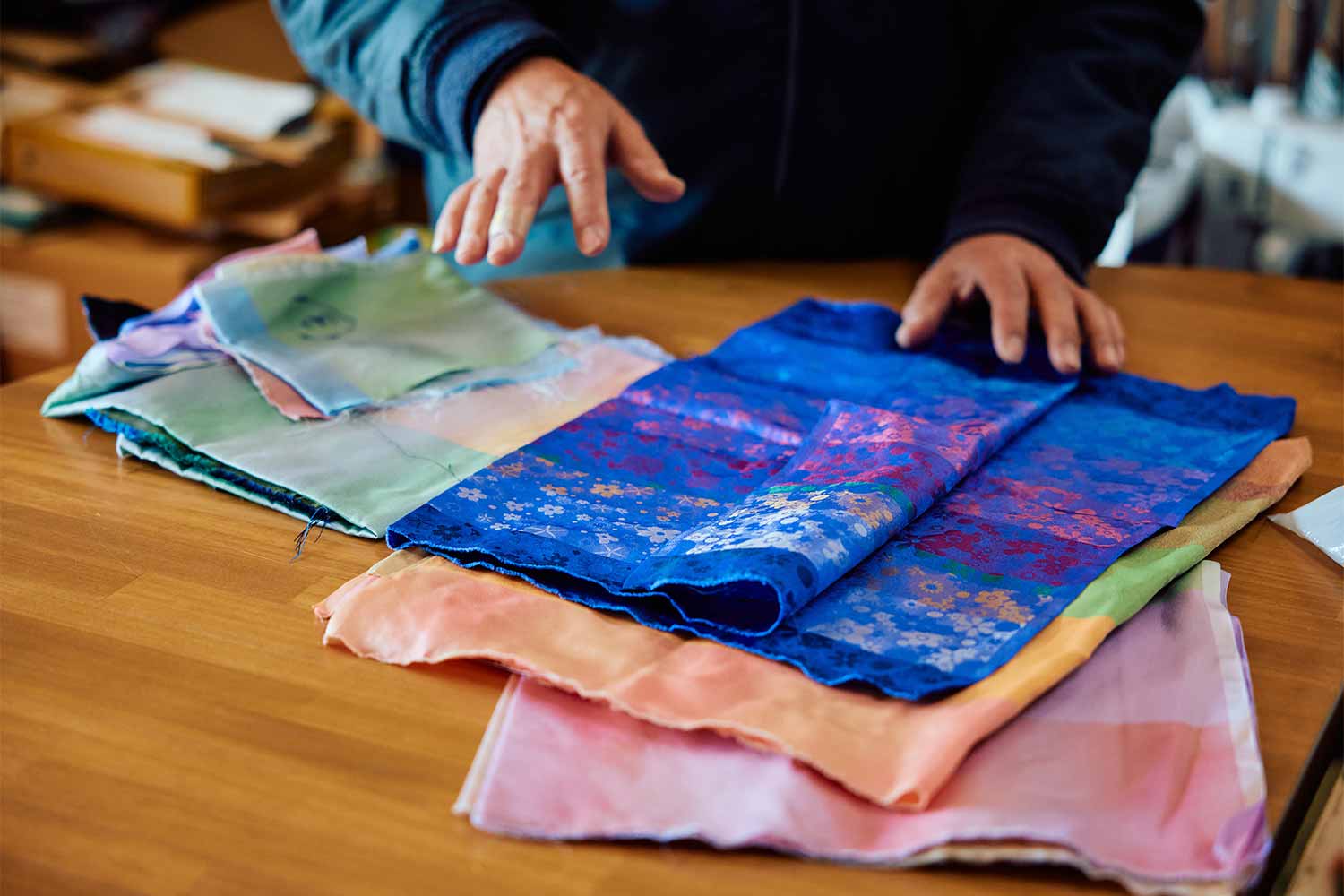 「2次元で3次元を表現したい」。富士吉田で100年続く『舟久保織物』が追求し続ける新しい織物のカタチ