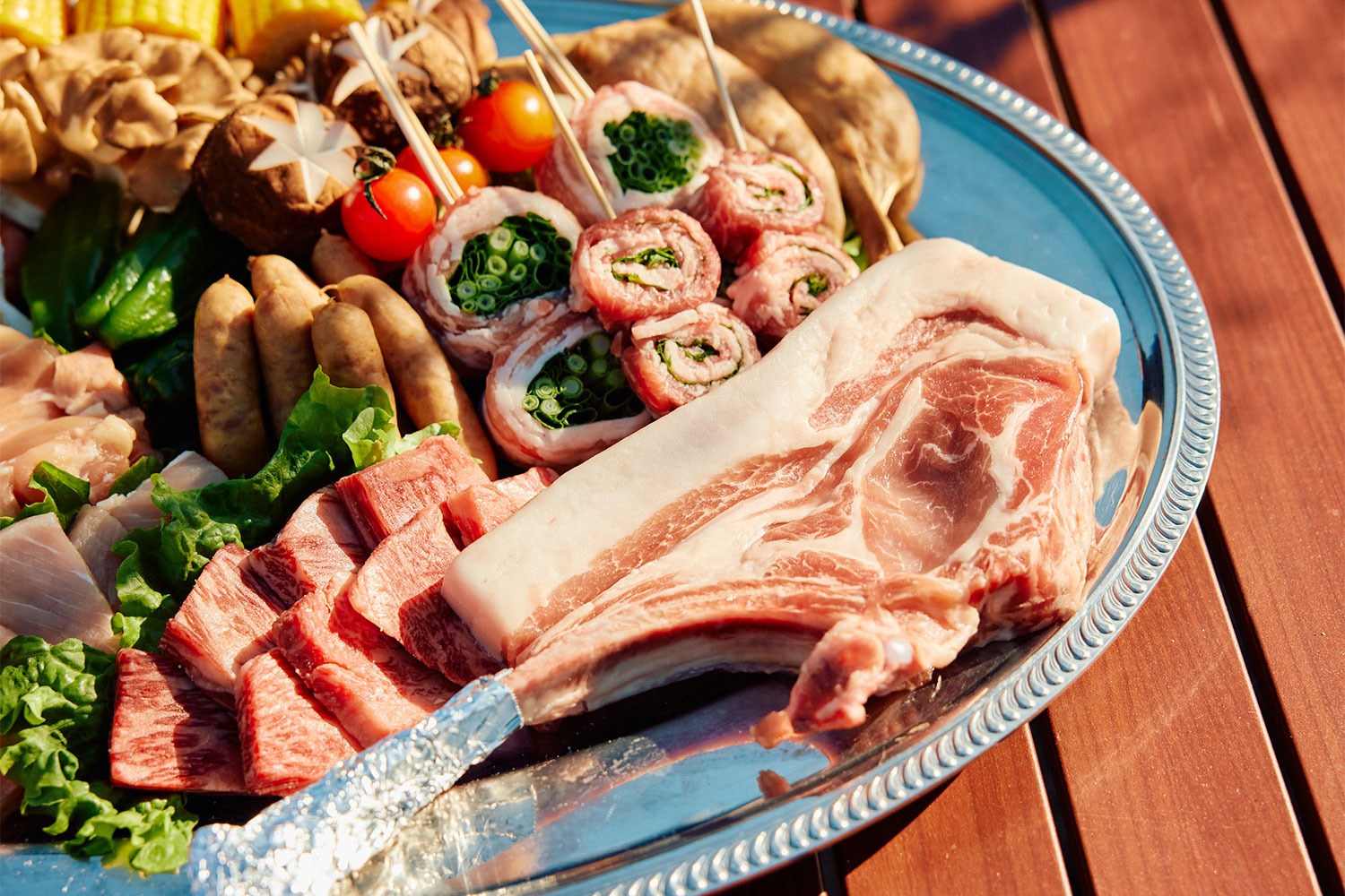 富士山の麓でBBQや温泉を満喫！ 富士河口湖で日帰りグランピング