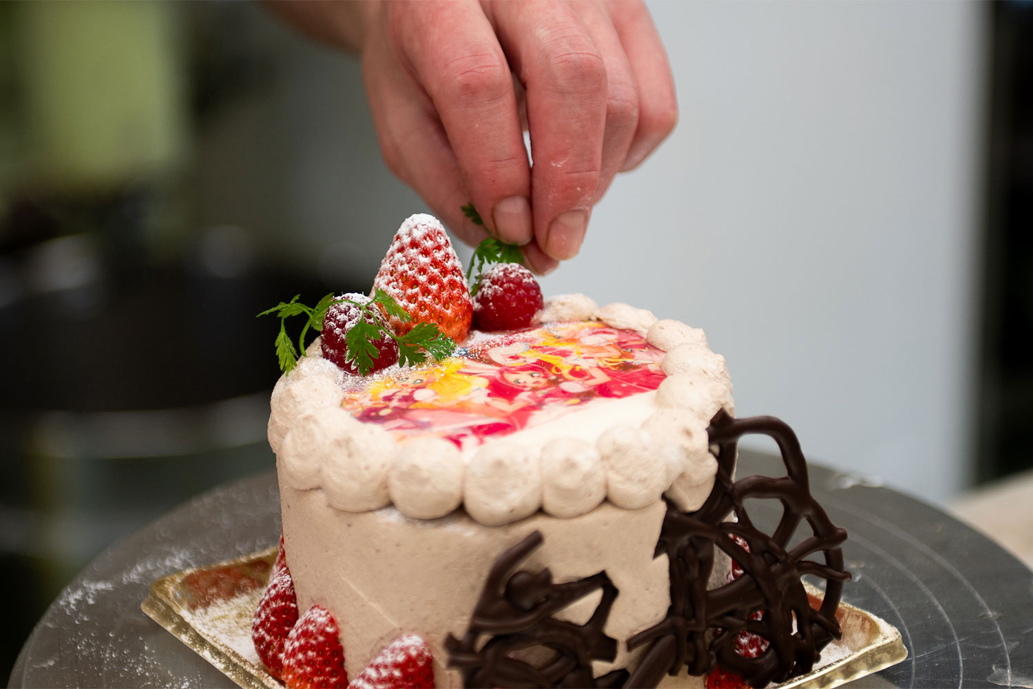 富士河口湖の手作りスイーツ！『ラ・ヴェルデュール木村屋』で贅沢なケーキとアイスキャンディを楽しもう