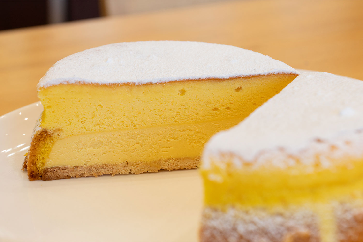 富士河口湖の手作りスイーツ！『ラ・ヴェルデュール木村屋』で贅沢なケーキとアイスキャンディを楽しもう