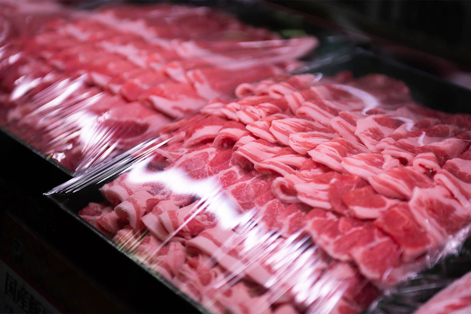 地元民に愛される老舗精肉店『大西肉店』で味わう上質な肉とコロッケ