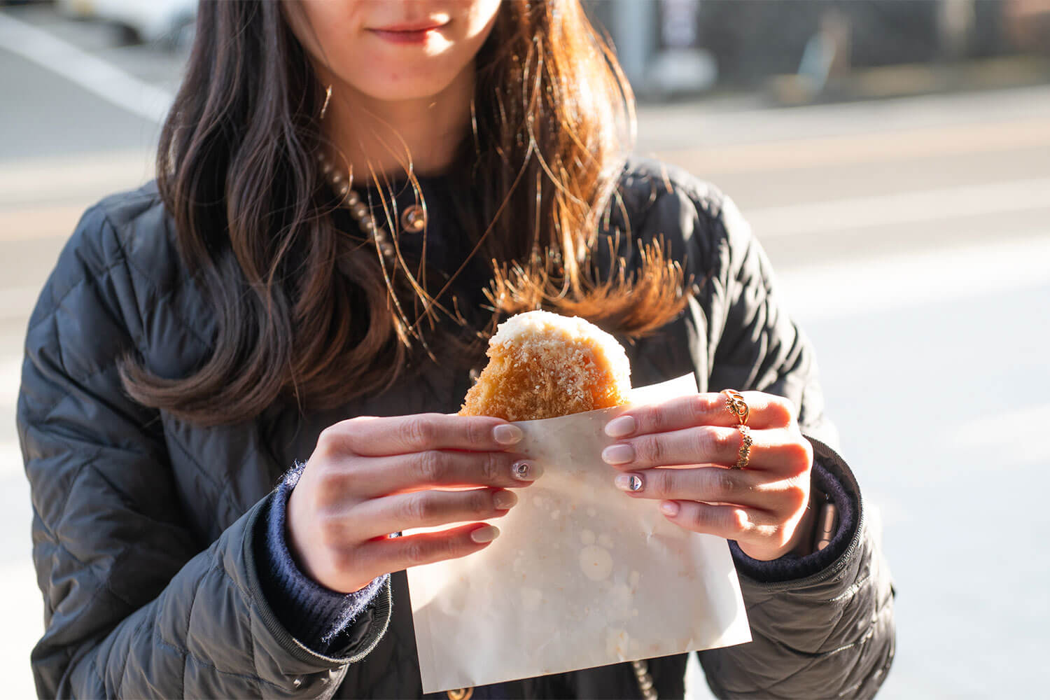 地元民に愛される老舗精肉店『大西肉店』で味わう上質な肉とコロッケ