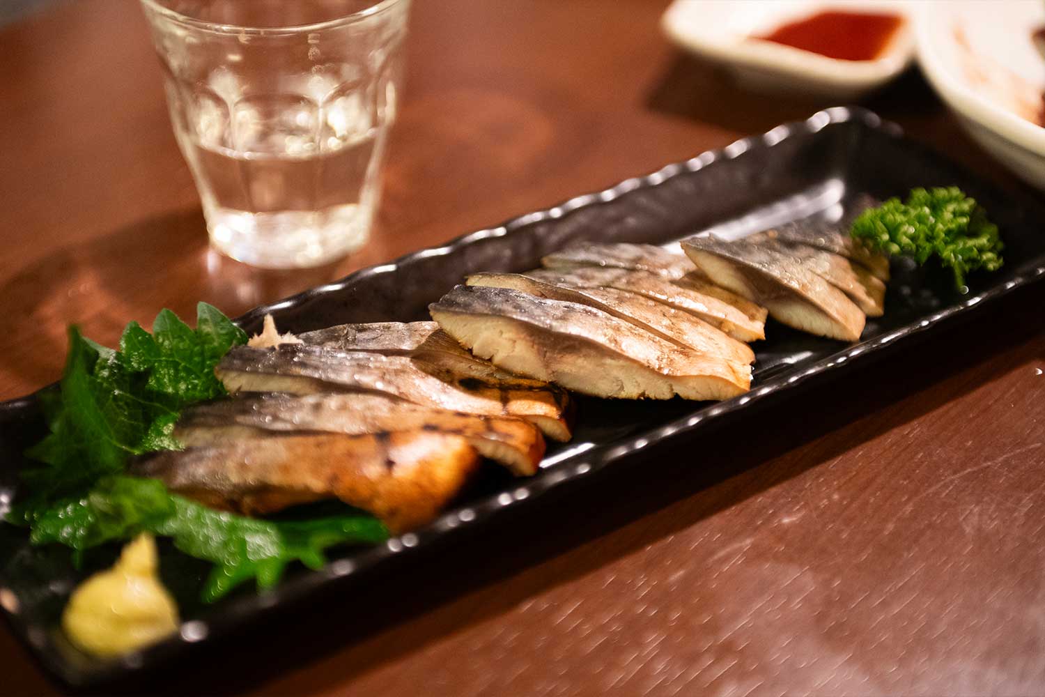 山梨県富士河口湖町の居酒屋『酒処 赤井』で絶品地元グルメと日本酒を堪能