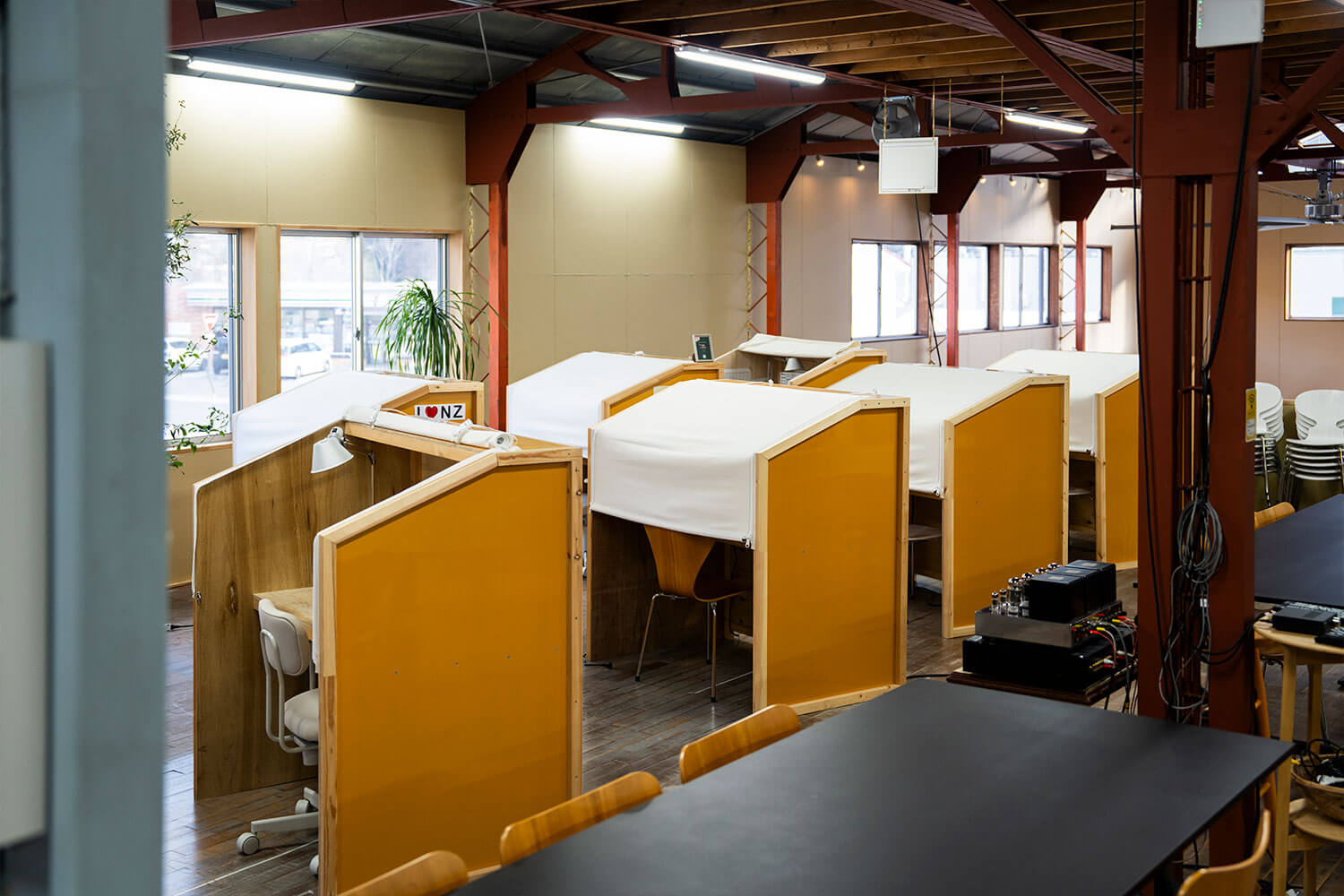 会津の工芸を支える『ヒューマンハブ天寧寺倉庫（HHT）』オーナー関さんご夫婦から見る会津モノづくりの未来。