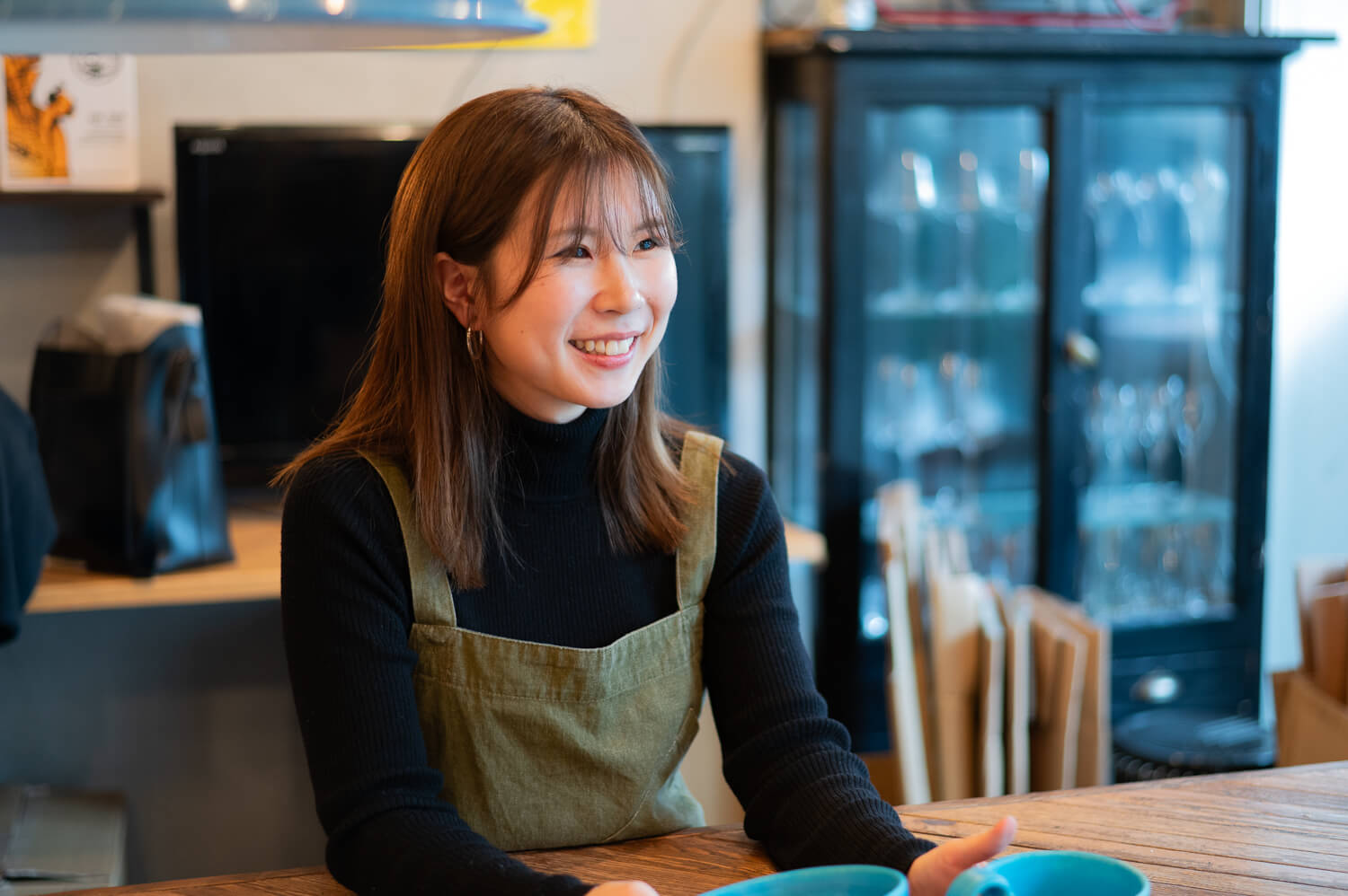 『ブルーラグーン』: 信楽焼で彩るおうち食体験 – THE HARVESTの新作テーブルウェア