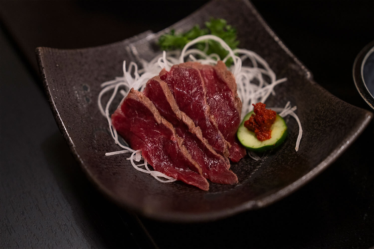 伝統と革新が交錯するアートなお宿<br>『湯季の郷 紫泉』の魅力を深堀り