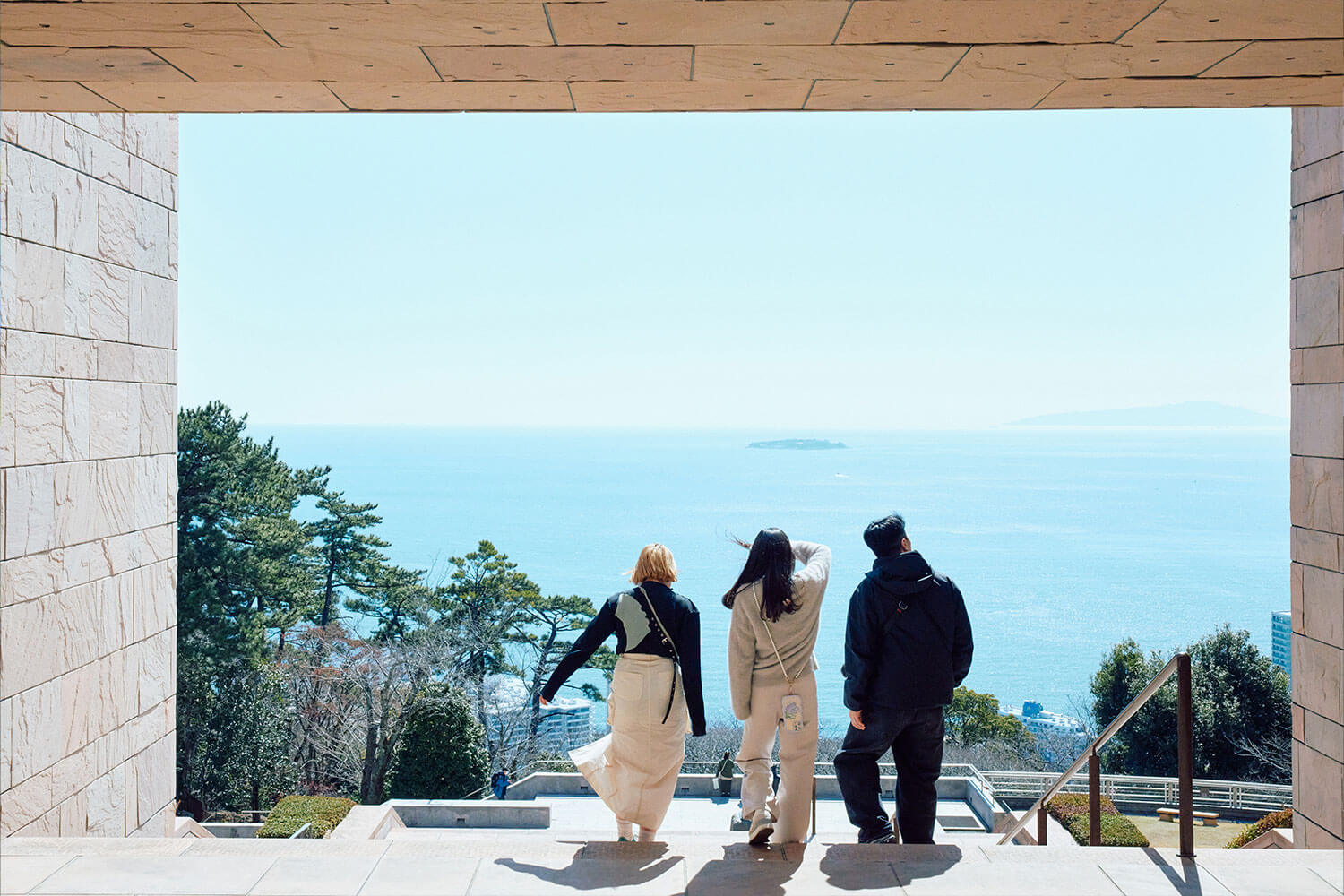 雄大な相模灘とアートが融合するMOA美術館で特別な一日を