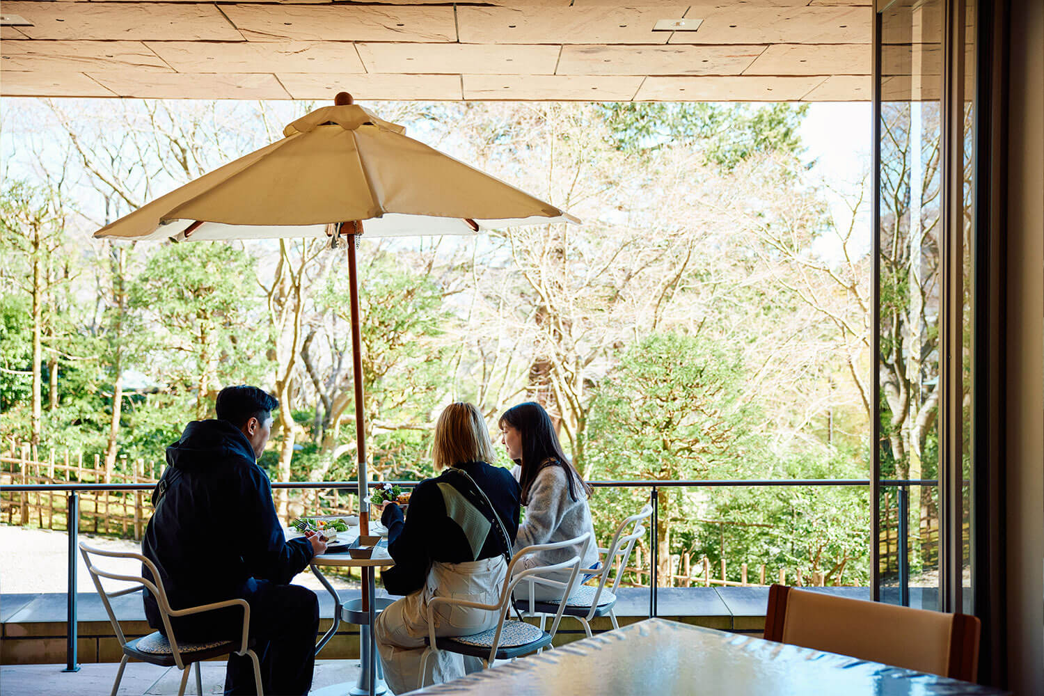 雄大な相模灘とアートが融合するMOA美術館で特別な一日を