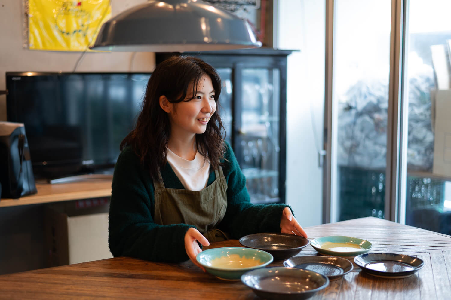 食卓に春到来♪春の移ろいにまぶしい陽が注ぐ『信楽四季彩陶-清明』でテーブルコーディネートしよう