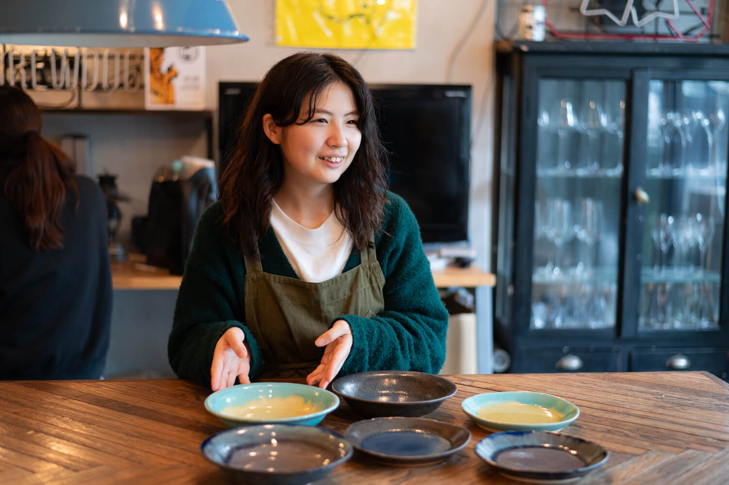 食卓に春到来♪春の移ろいにまぶしい陽が注ぐ『信楽四季彩陶-清明』でテーブルコーディネートしよう