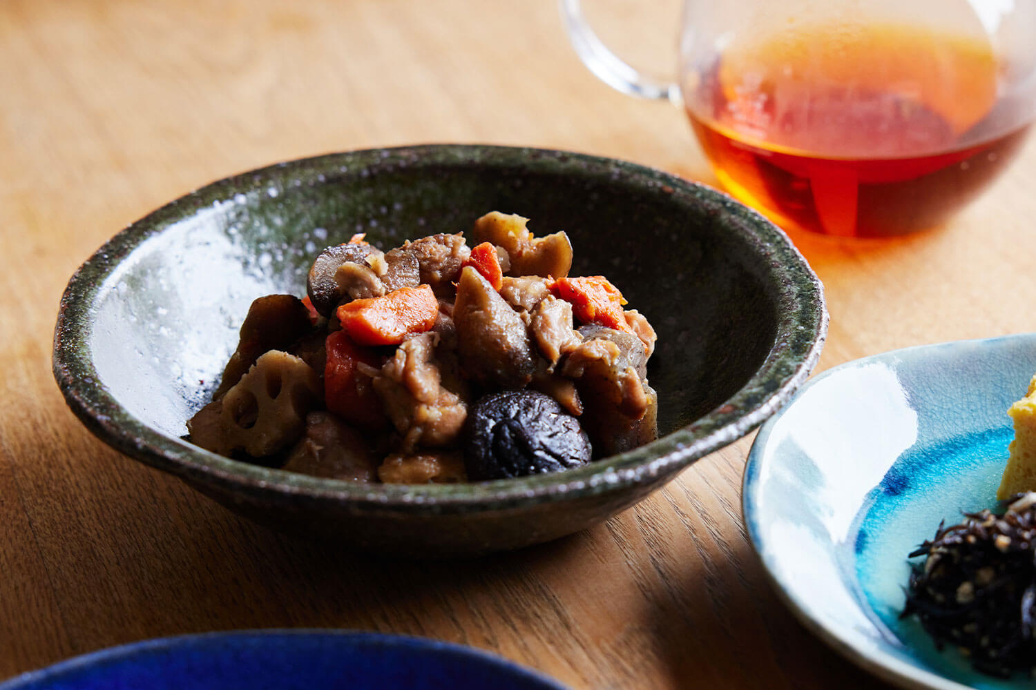 いつもの食卓をちょっと素敵に<br>季節の色をまとう『信楽四季彩陶』