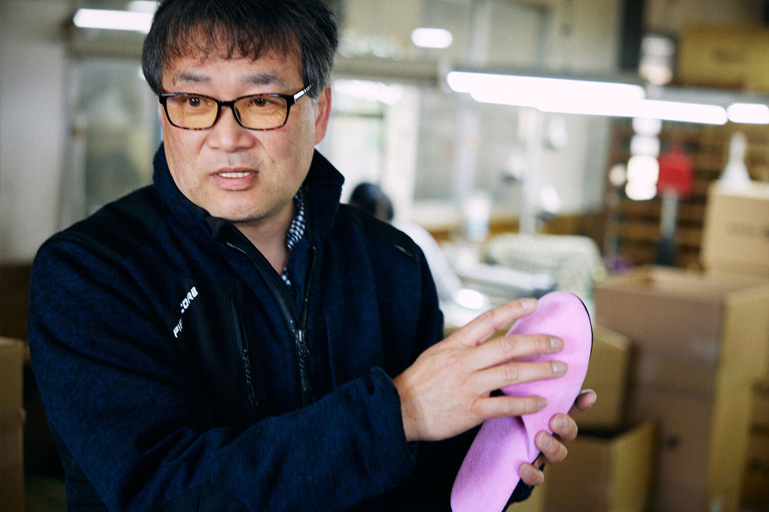 技術の力と想いの力で雇用を守る 宮城蔵王のスリッパメーカー