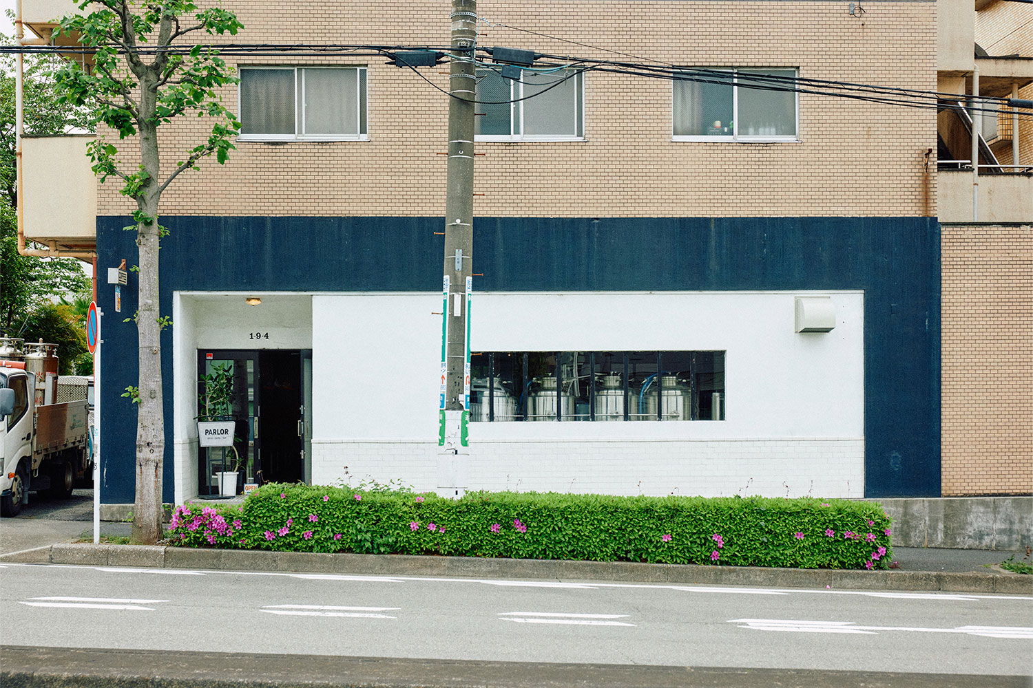 東京・多摩市でヘアサロンとカフェが融合した溜まり場『TAMA tumuji WERKS』に行こう！