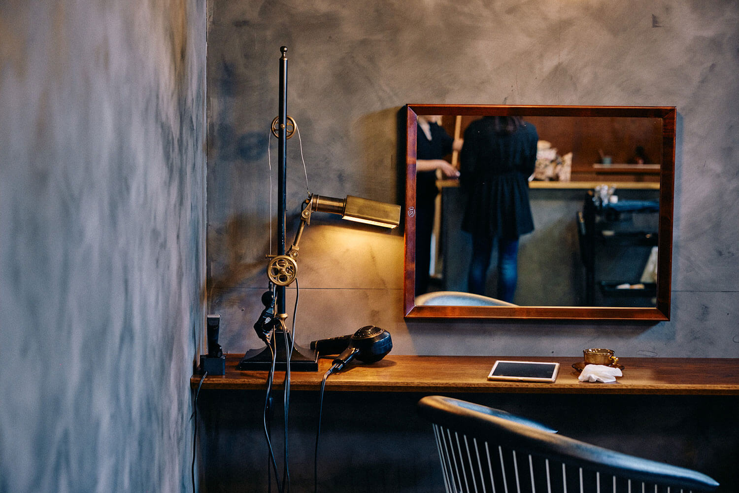 東京・多摩市でヘアサロンとカフェが融合した溜まり場『TAMA tumuji WERKS』に行こう！