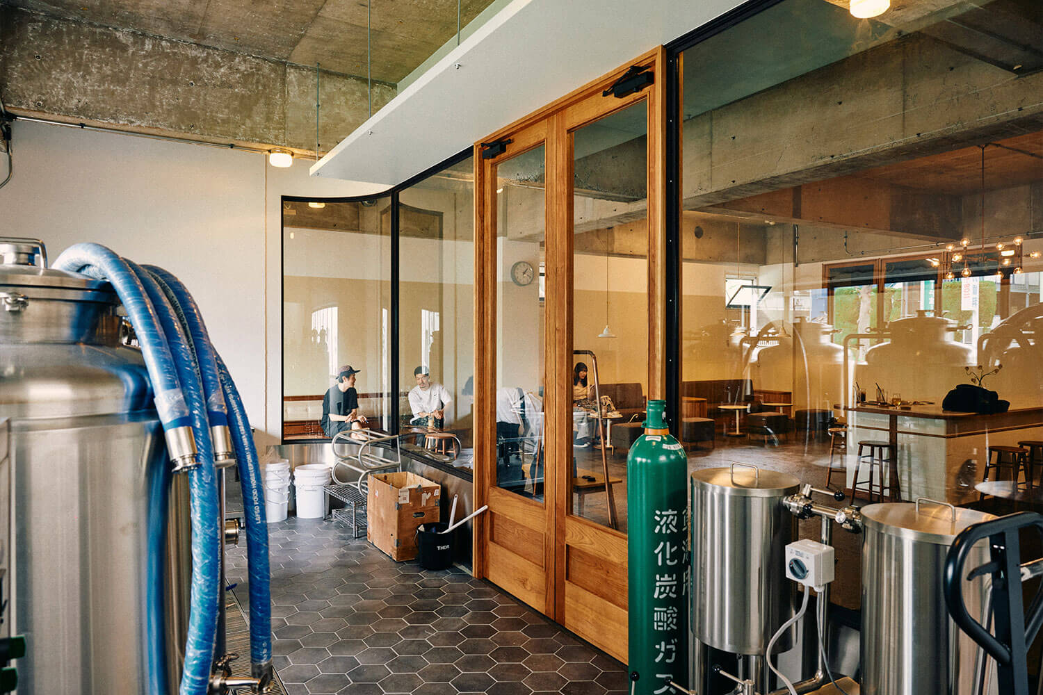 東京・多摩市でヘアサロンとカフェが融合した溜まり場『TAMA tumuji WERKS』に行こう！