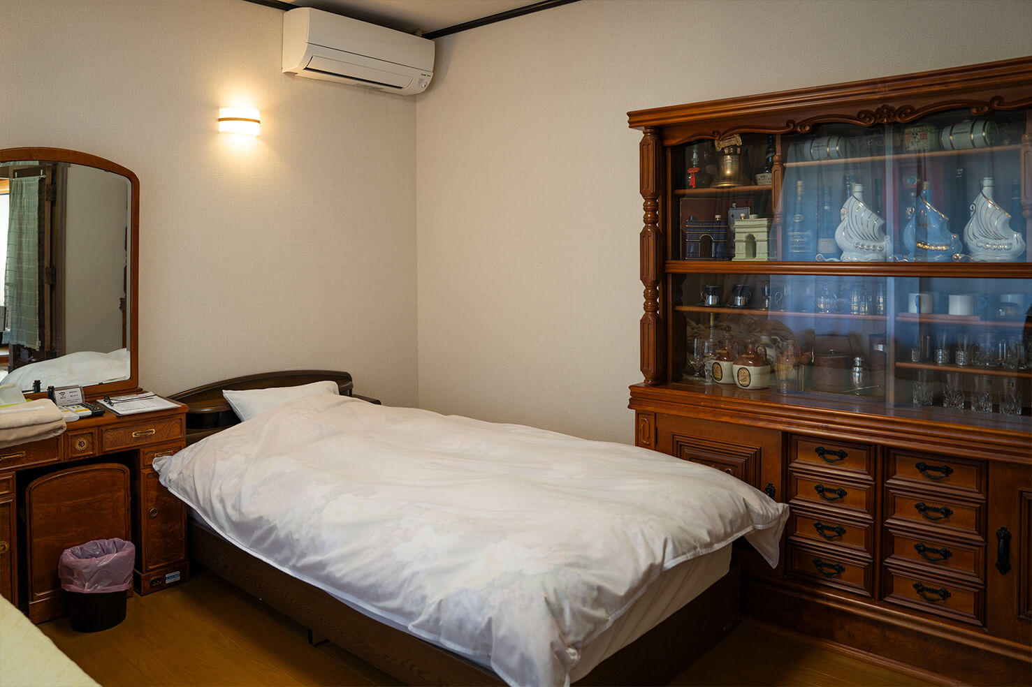 漁港が見えるサウナと女将に癒される「唐桑御殿つなかん」：気仙沼ひとり旅