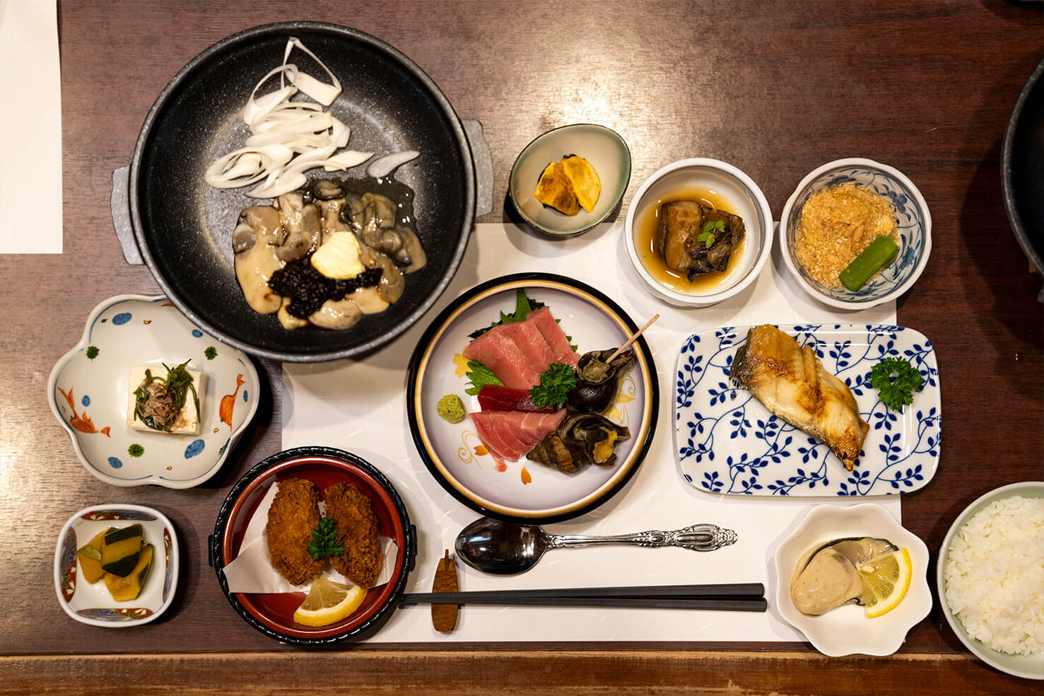 漁港が見えるサウナと女将に癒される「唐桑御殿つなかん」：気仙沼ひとり旅