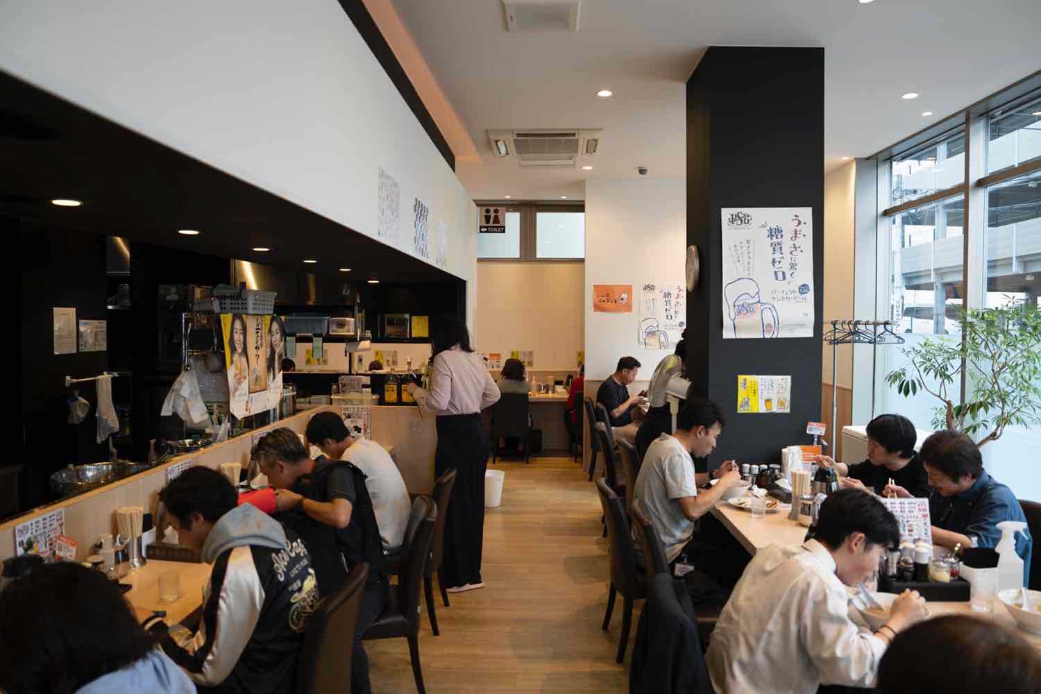 地元の胃袋を掴み続ける『らーめん堂 仙台っ子』で<br>仙台ローカルたちのソウルをすする