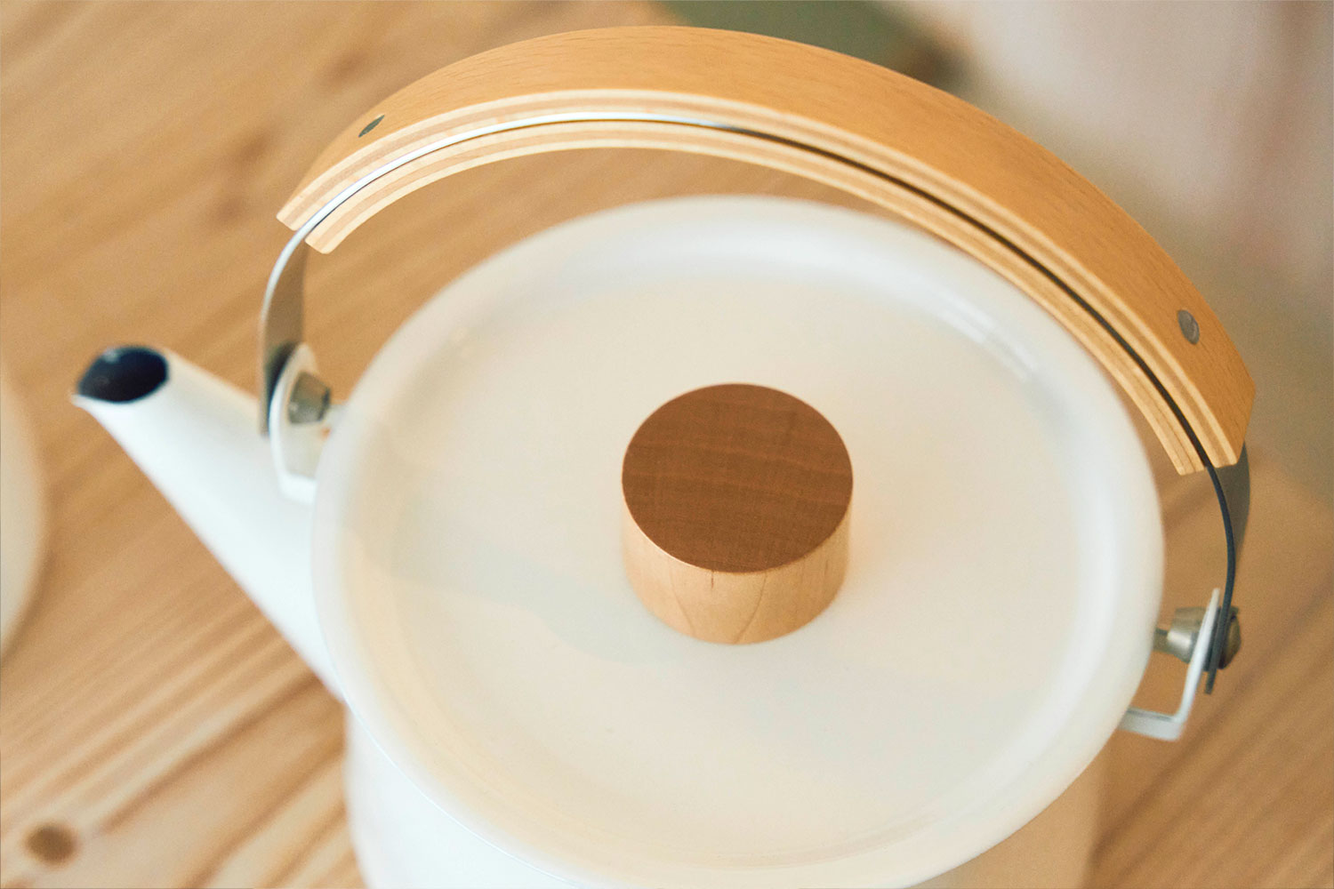 昔を懐かしみ、今に紡がれていく<br>琺瑯〈kaico〉のある暮らし