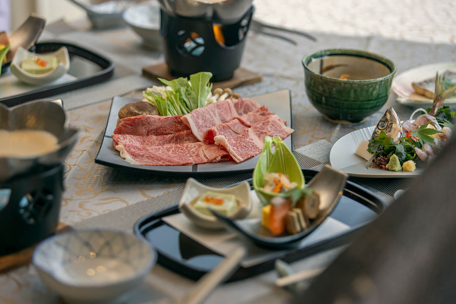 『大倉クラブ＆ホテルズ』アンバサダー・中山秀征の ザ グラン リゾート プリンセス富士河口湖宿泊記