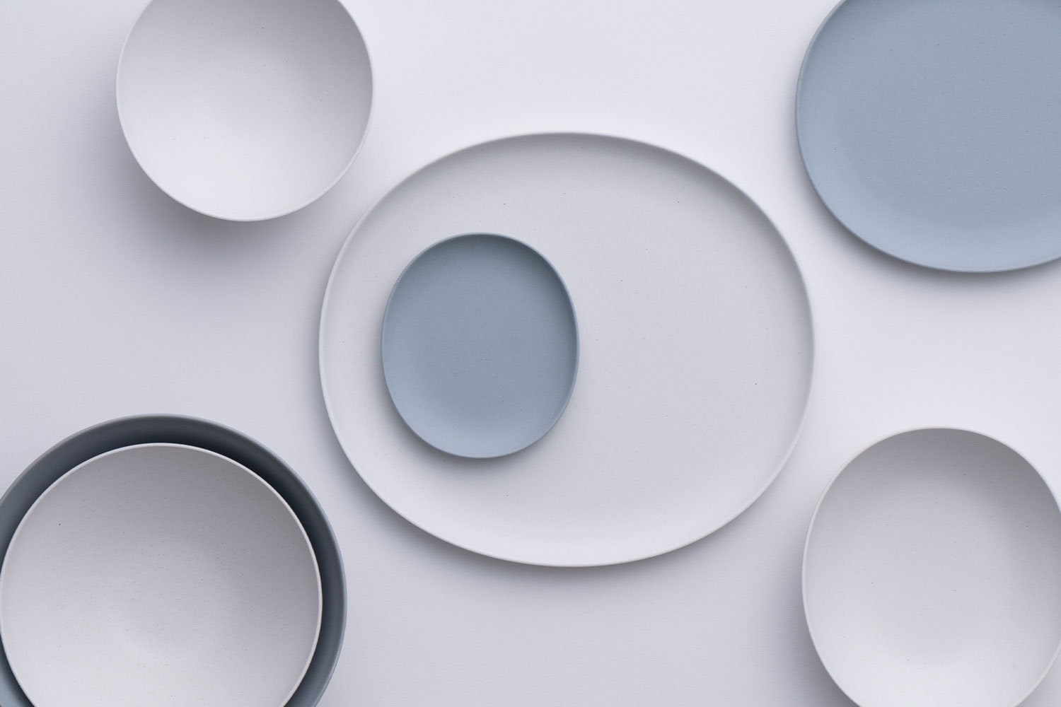 シンプルで無駄のない 上品な器たち<br>224porcelainの肥前吉田焼『 精成舎』