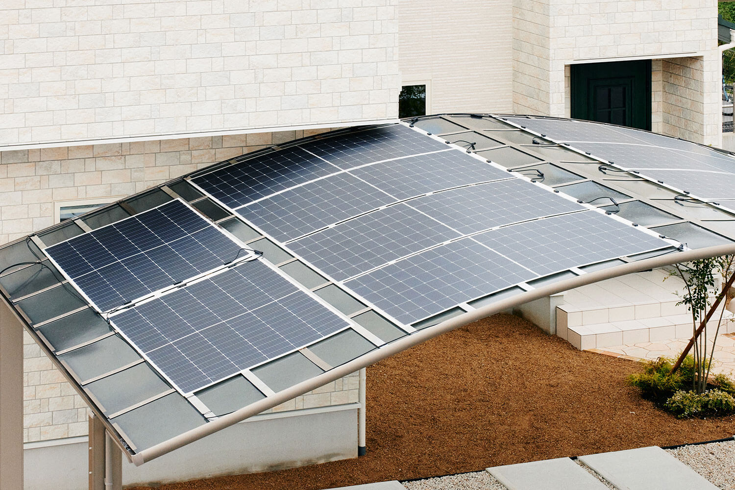 曲がる？軽い？薄い？次世代の太陽光発電<br>HESTAソーラーってなに？