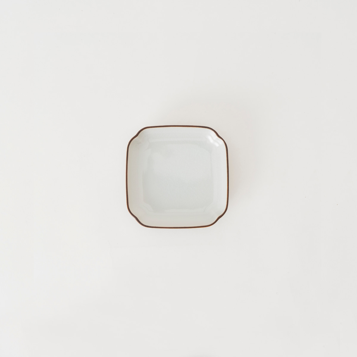 雪解けを待つように冬の食卓も変化を楽しむ<br>「冬色の器と日本の食」