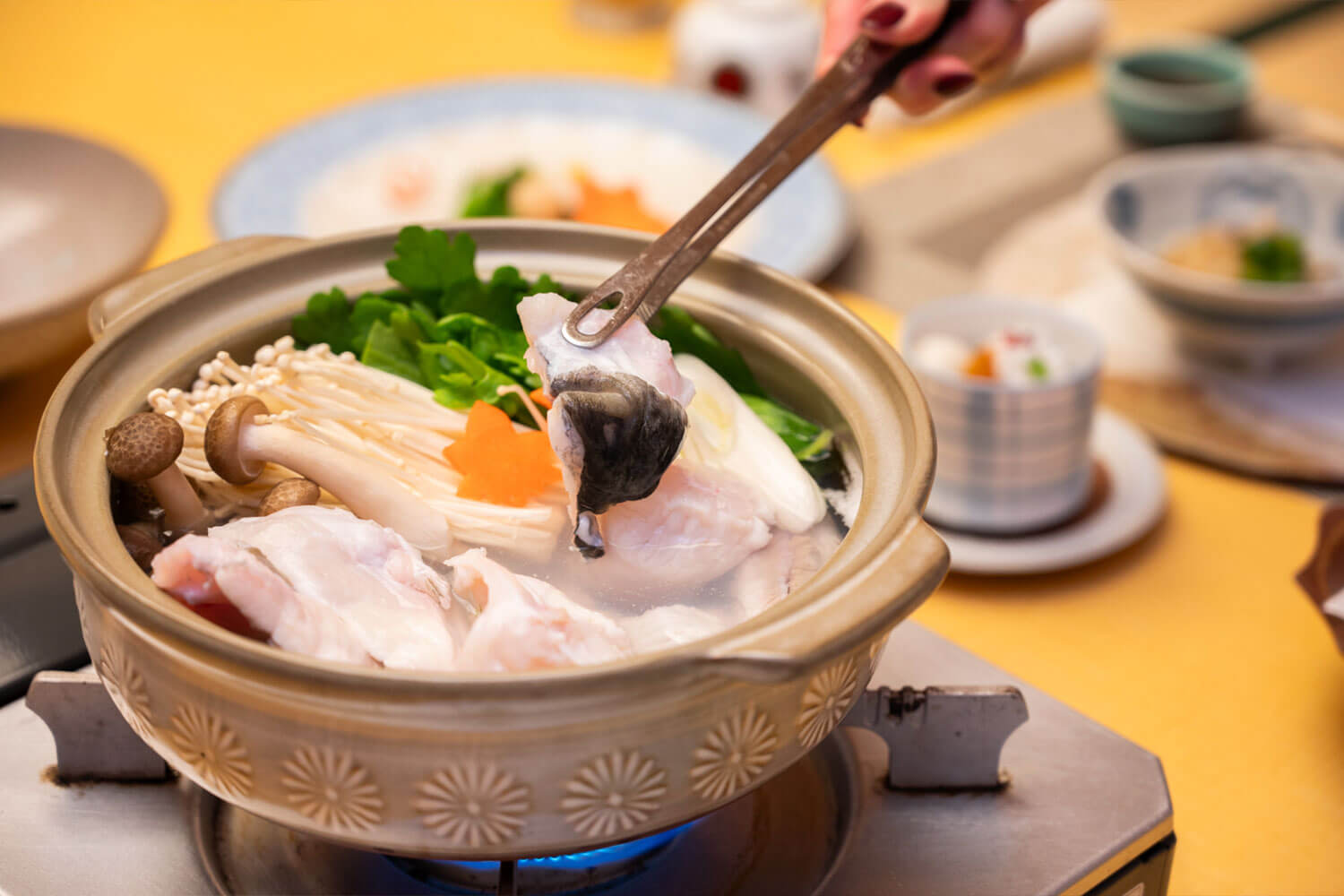 新導入の屋内サーキットと絶品フグ料理を堪能！<br>淡路島に浮かぶリゾートホテル宿泊記