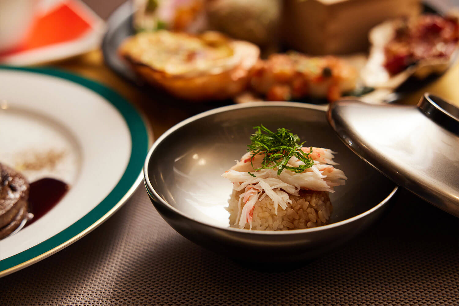 中山秀征の『ヴィラ・コンコルディアリゾート＆スパ』宿泊記 – 北海道・函館で極上のリゾート体験