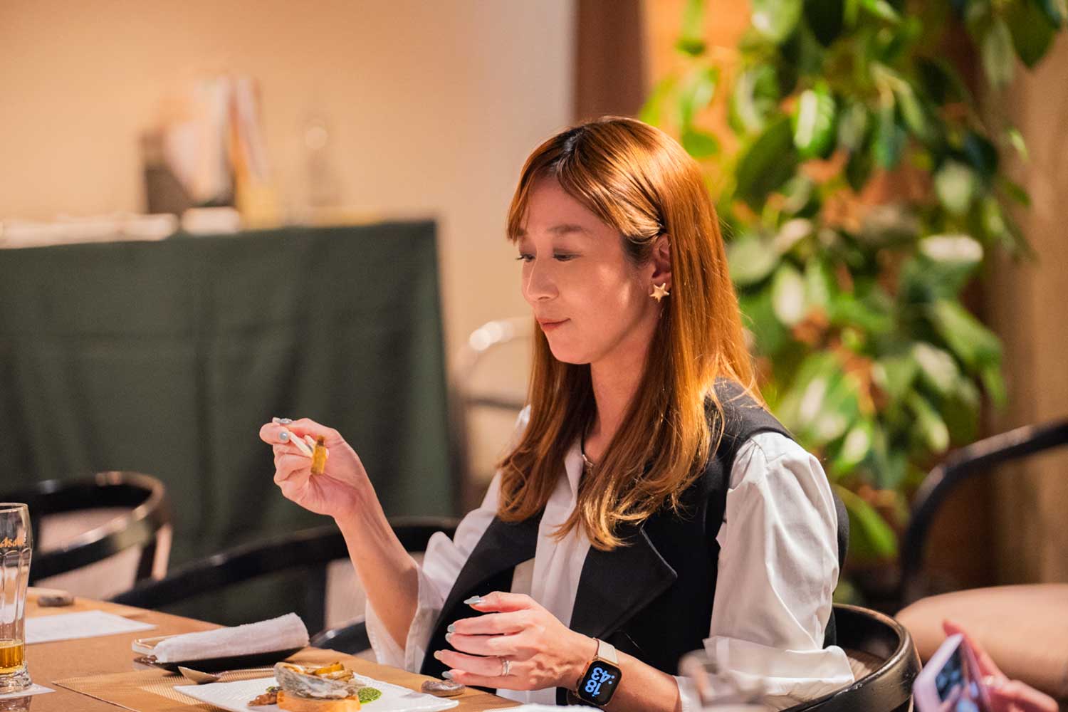 ライブ感満点！ 極上の鉄板焼きフルコースを満喫する贅沢なご褒美ディナー