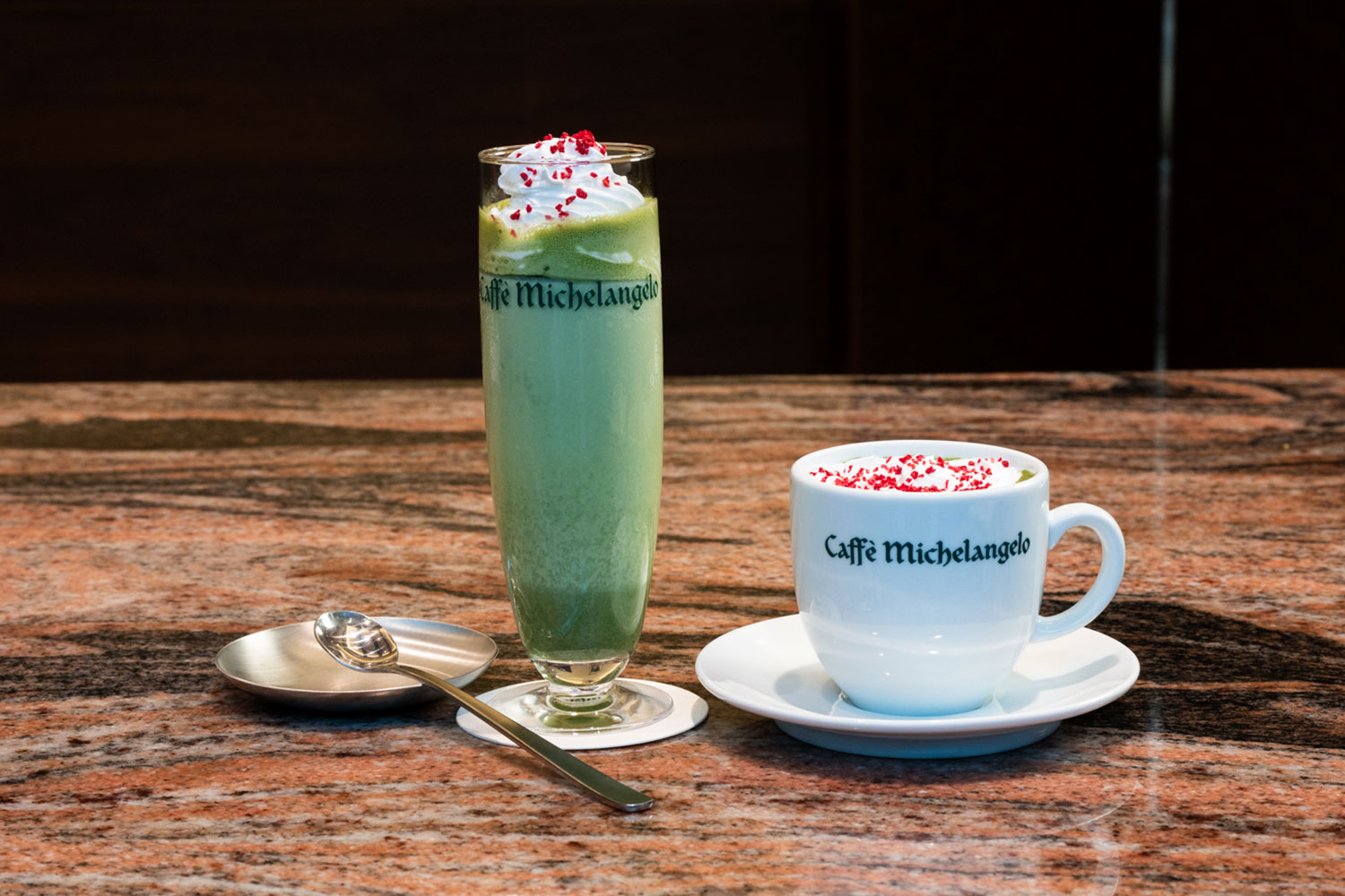 街の新定番へと進化する、大阪・難波のイタリアンカフェ『アルベルゴ カフェ・ミケランジェロ』のいま